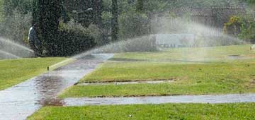 Attrezzi per giardinaggio - irrigatori da giardino, irrigatori per Prato